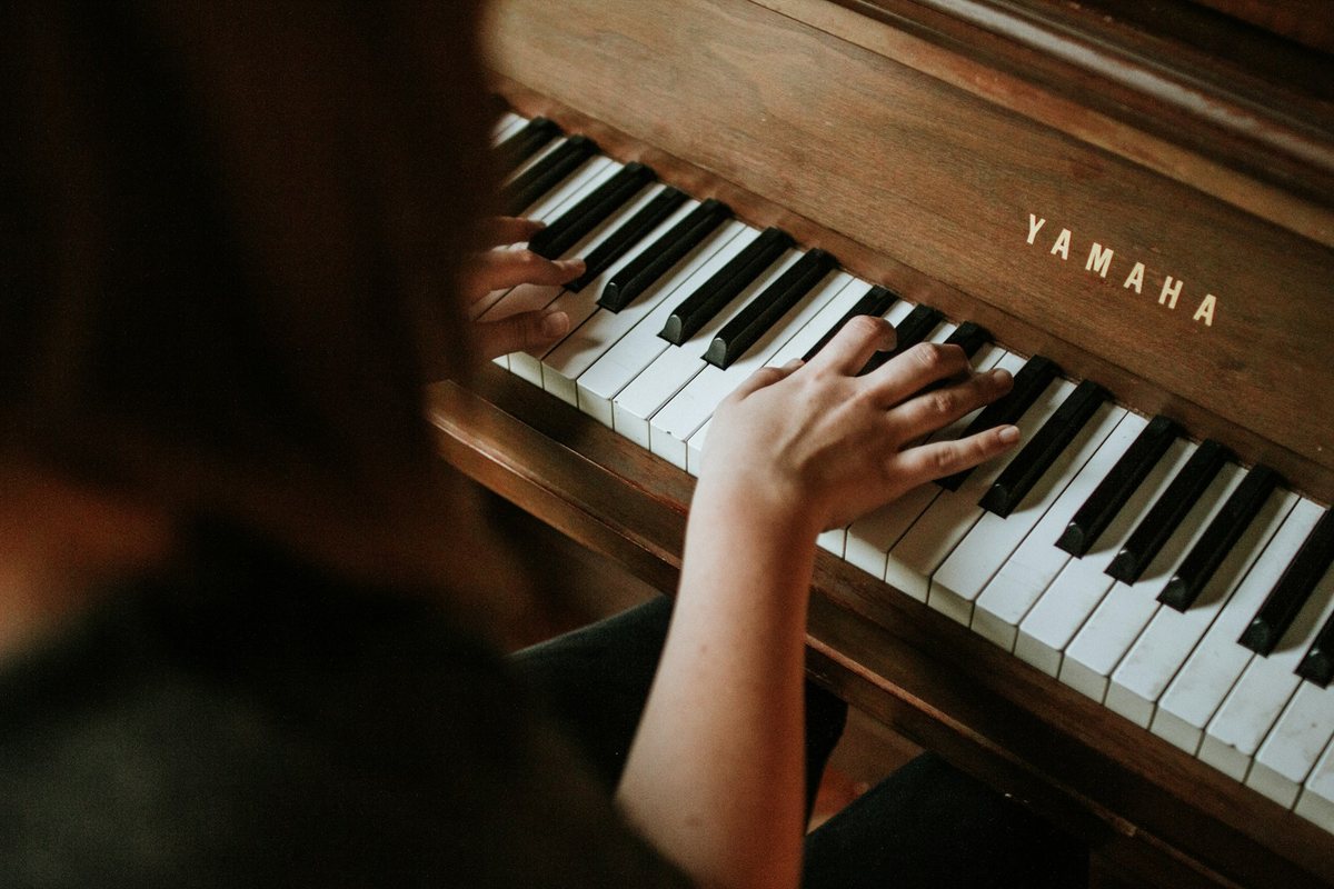 Come Imparare il Pianoforte da Adulti: Guida Completa per Principianti