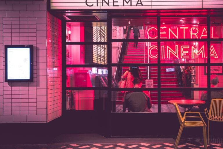 Festival di cinema all’aperto: un’esperienza sotto il cielo