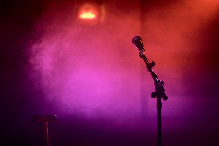 microphone stand stage